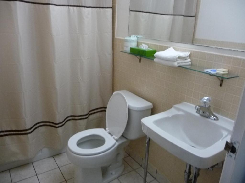 Budget Inn Batavia Zimmer foto